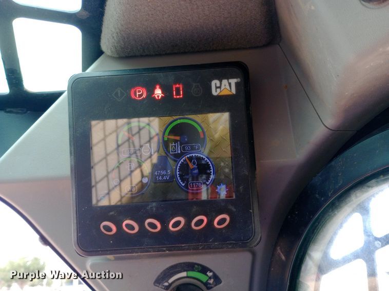 image for item NY9428 2016 Caterpillar 289D skid steer loader