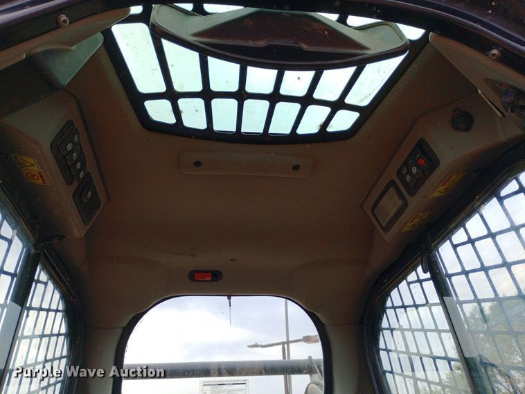 image for item NY9428 2016 Caterpillar 289D skid steer loader