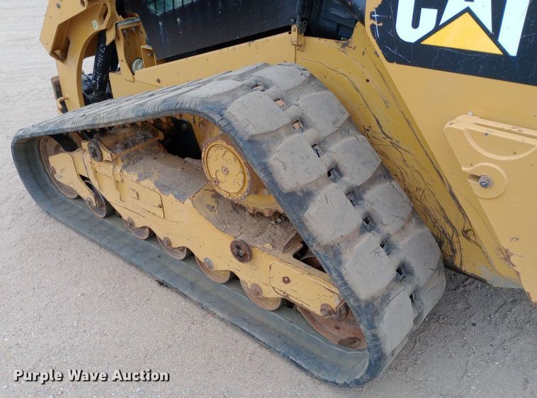 image for item NY9428 2016 Caterpillar 289D skid steer loader