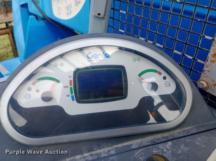 image for item NY9438 2013 Genie GTH-5519 telehandler