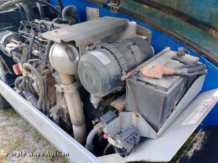 image for item NY9438 2013 Genie GTH-5519 telehandler