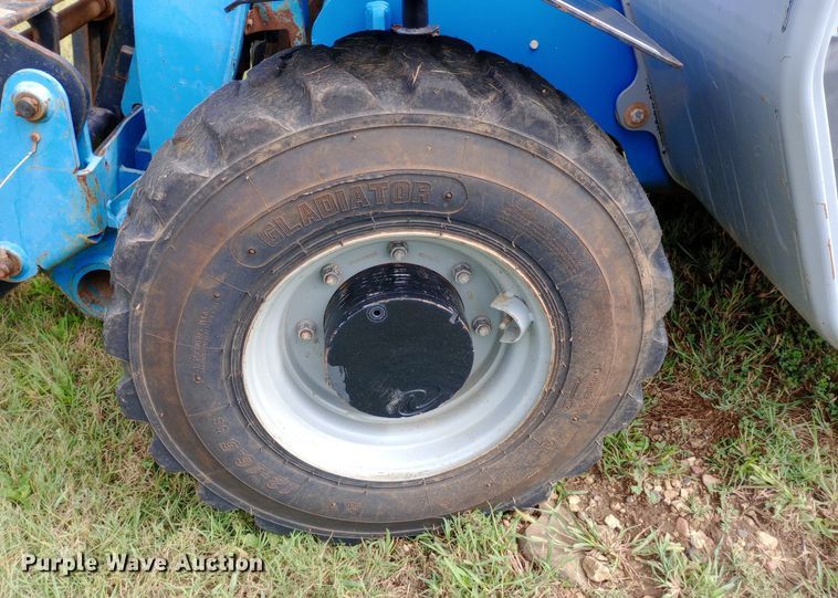 image for item NY9438 2013 Genie GTH-5519 telehandler