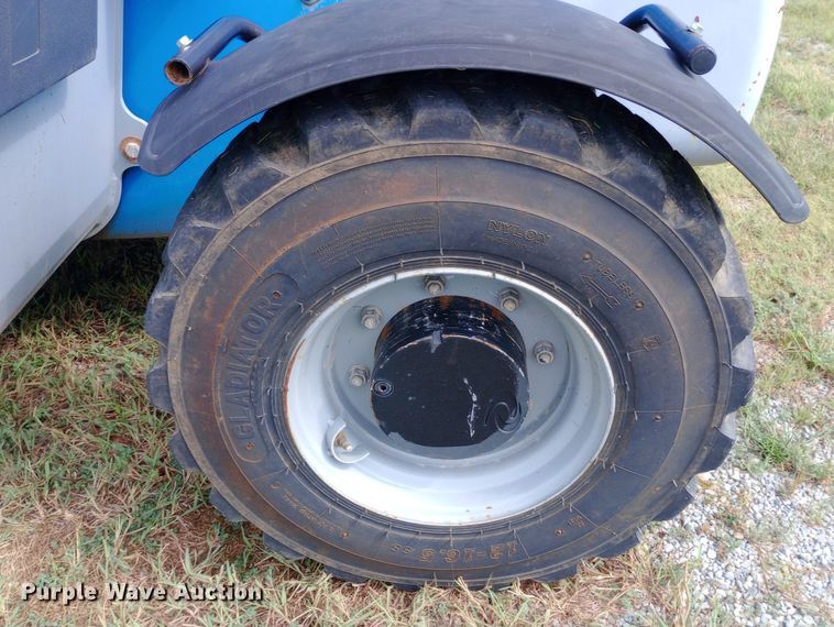 image for item NY9438 2013 Genie GTH-5519 telehandler