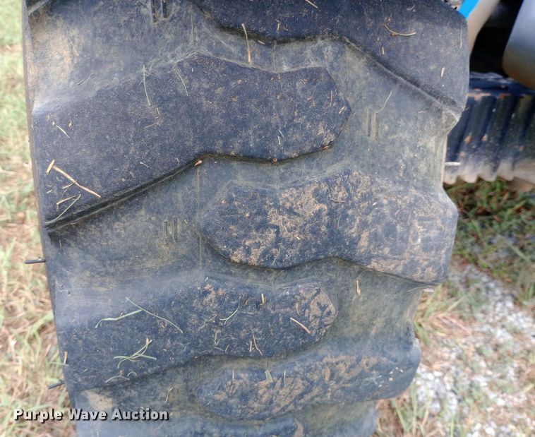 image for item NY9438 2013 Genie GTH-5519 telehandler