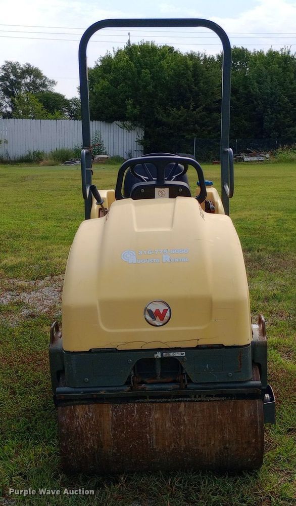 image for item NY9439 2015 Wacker Neuson RD12 double drum vibratory roller