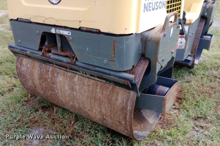 image for item NY9439 2015 Wacker Neuson RD12 double drum vibratory roller