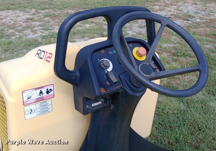 image for item NY9439 2015 Wacker Neuson RD12 double drum vibratory roller