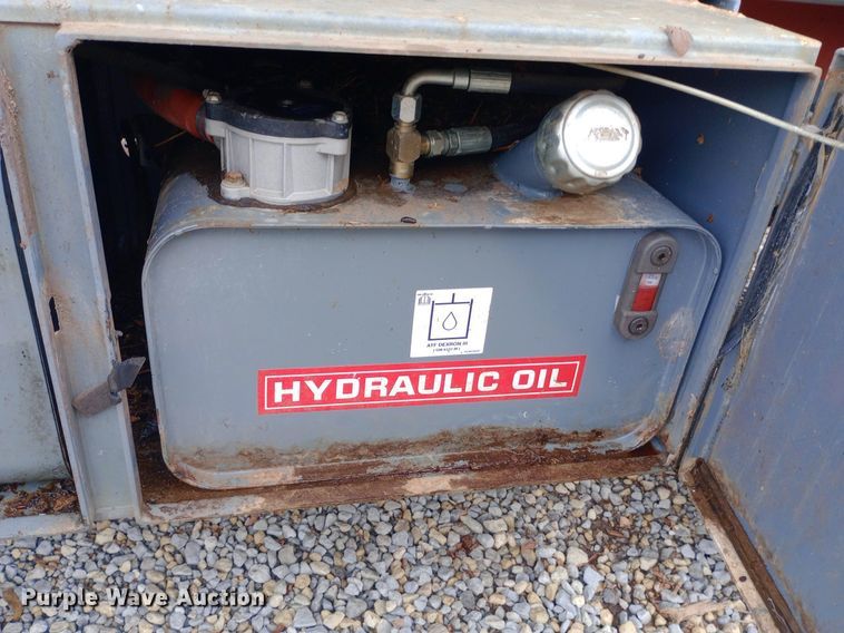 image for item NY9443 2003 Skyjack  SJ7135 scissor lift