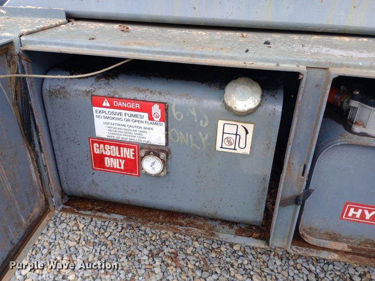 image for item NY9443 2003 Skyjack  SJ7135 scissor lift