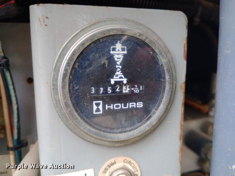 image for item NY9443 2003 Skyjack  SJ7135 scissor lift