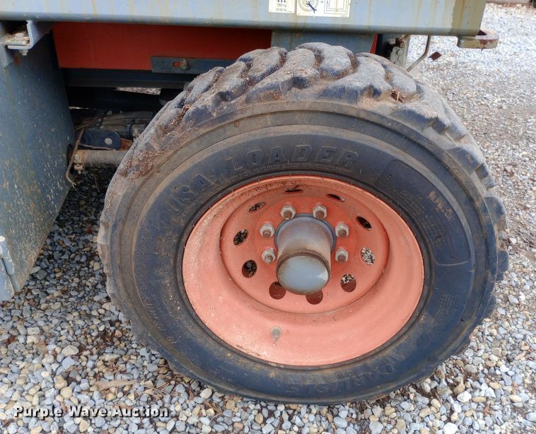 image for item NY9443 2003 Skyjack  SJ7135 scissor lift