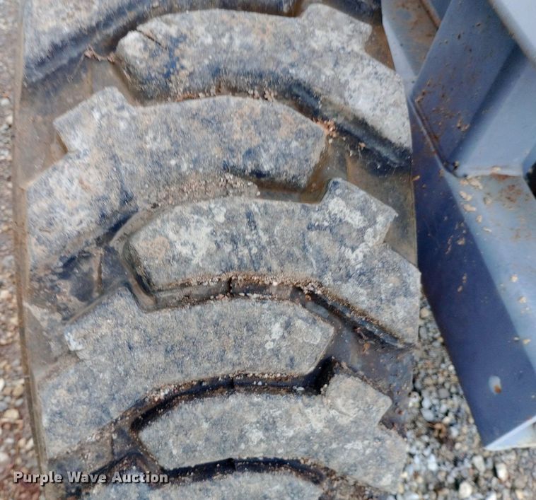 image for item NY9443 2003 Skyjack  SJ7135 scissor lift