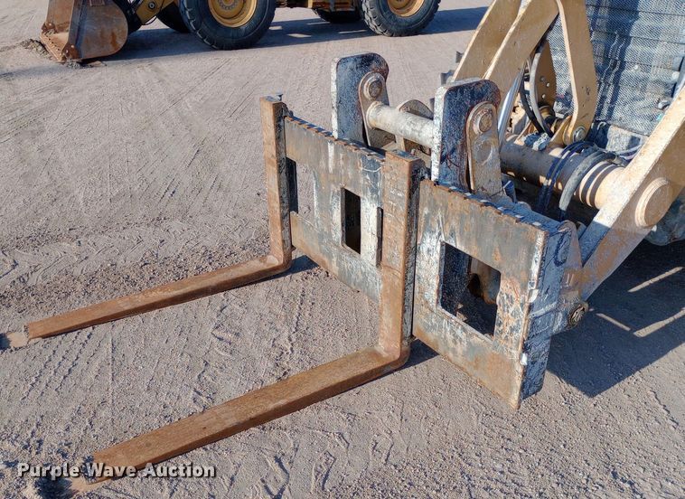 image for item NY9466 2015 Caterpillar  420F2 backhoe