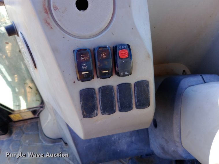 image for item NY9466 2015 Caterpillar  420F2 backhoe