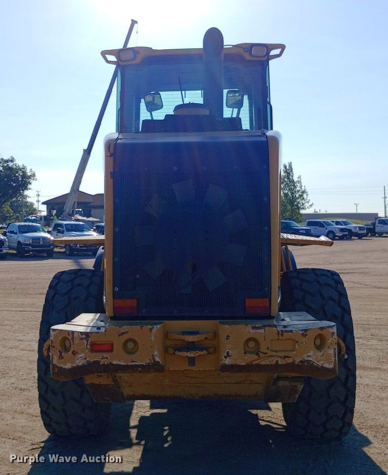 image for item NY9470 2004 Caterpillar  924G wheel loader