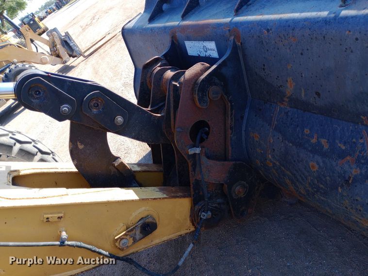 image for item NY9470 2004 Caterpillar  924G wheel loader