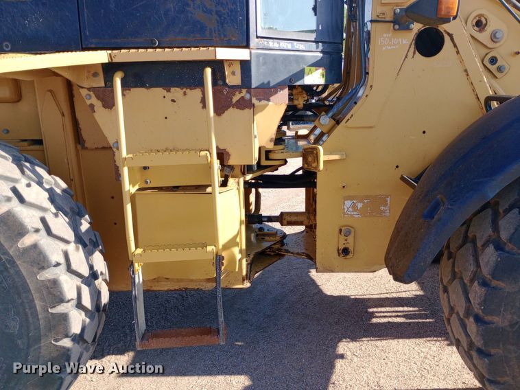 image for item NY9470 2004 Caterpillar  924G wheel loader