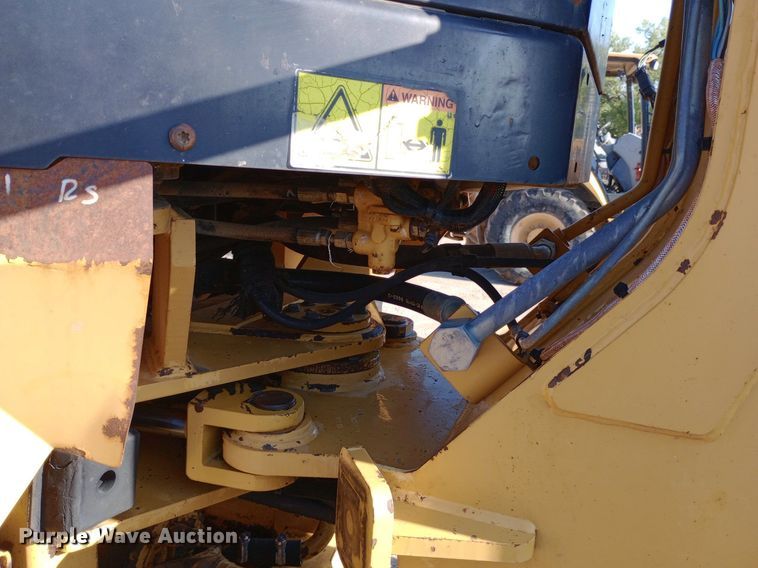 image for item NY9470 2004 Caterpillar  924G wheel loader