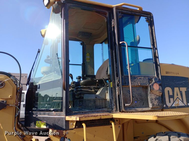 image for item NY9470 2004 Caterpillar  924G wheel loader