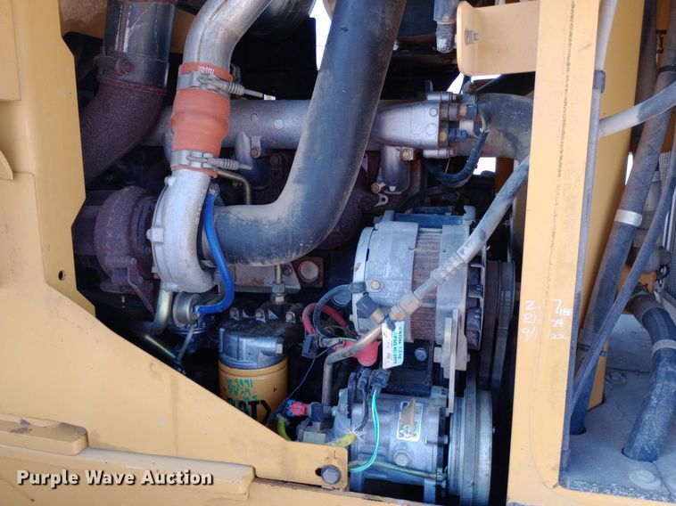 image for item NY9470 2004 Caterpillar  924G wheel loader