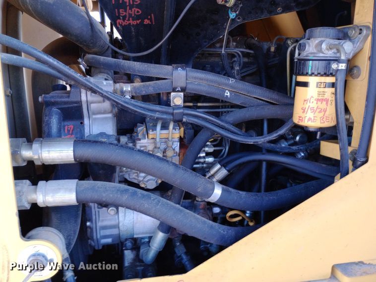 image for item NY9470 2004 Caterpillar  924G wheel loader