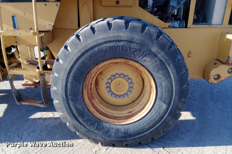 image for item NY9470 2004 Caterpillar  924G wheel loader
