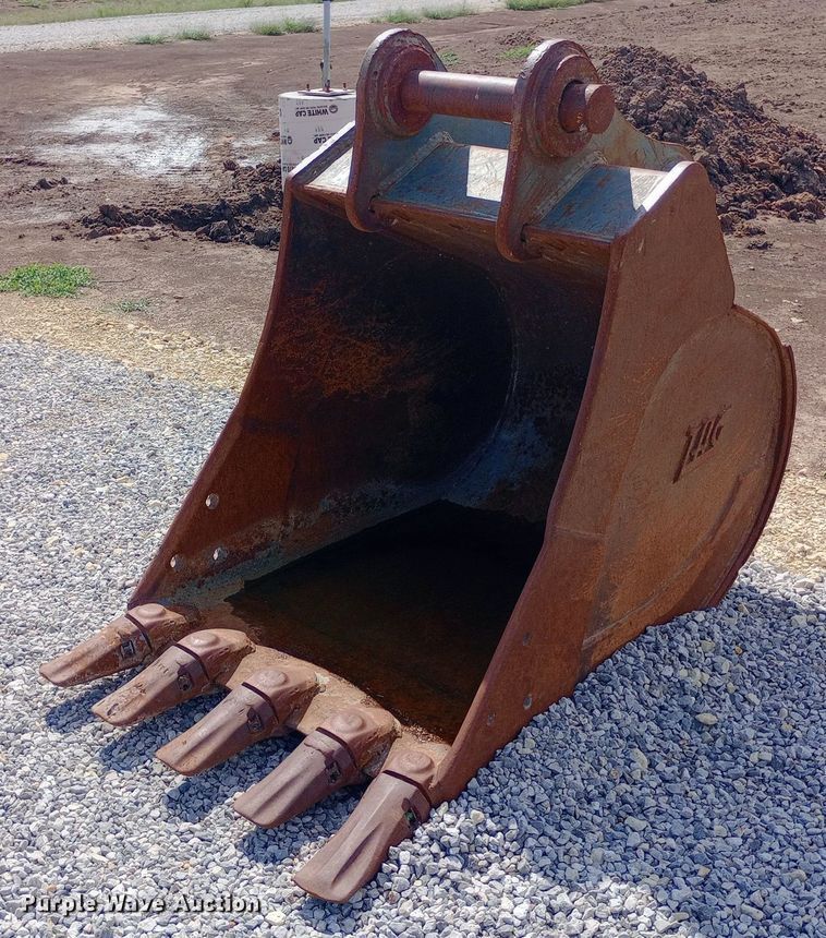 image for item NY9480 John Deere 210G Excavator bucket