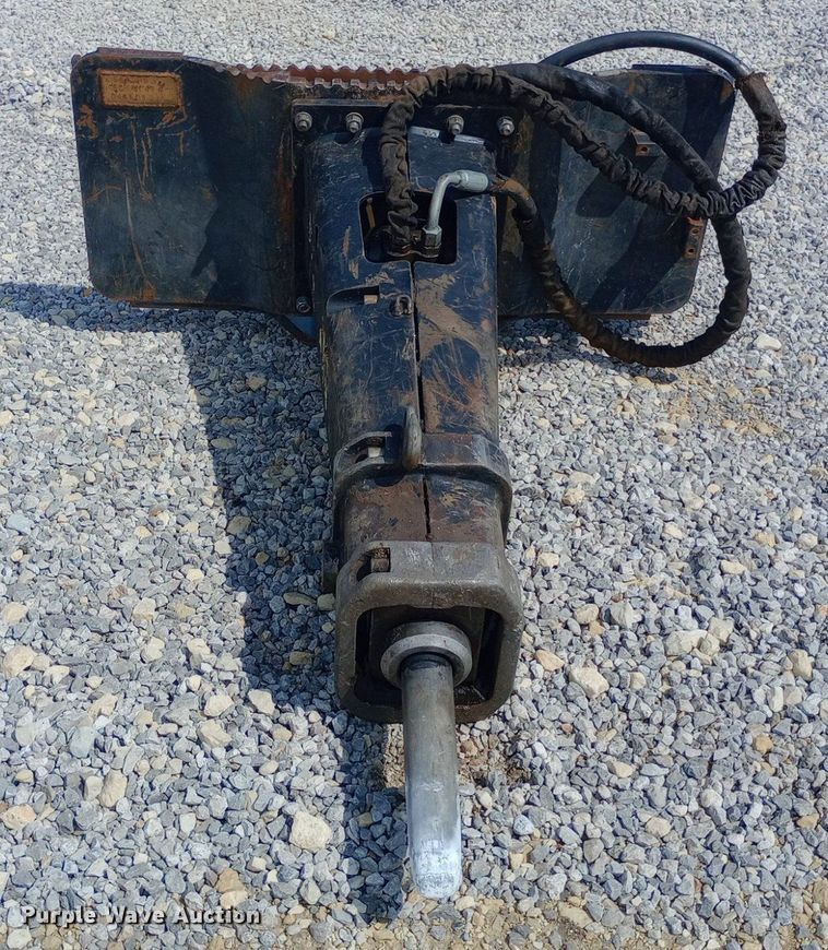image for item NY9481 SSL H65 skid steer hydraulic hammer