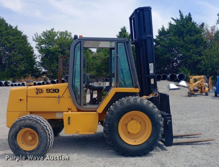 image for item NY9497 1998 JCB 930 forklift