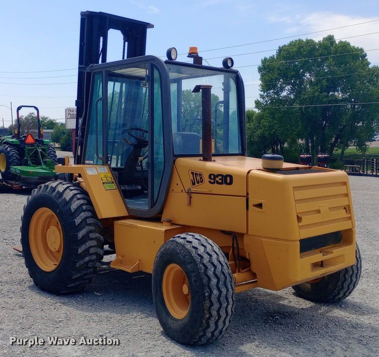 image for item NY9497 1998 JCB 930 forklift