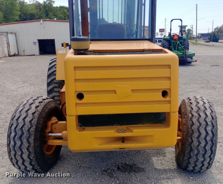 image for item NY9497 1998 JCB 930 forklift