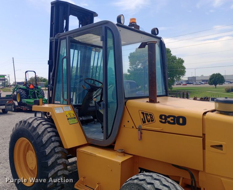 image for item NY9497 1998 JCB 930 forklift