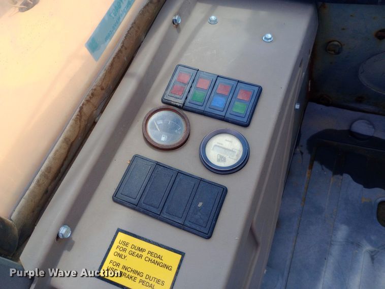 image for item NY9497 1998 JCB 930 forklift