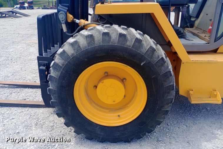 image for item NY9497 1998 JCB 930 forklift