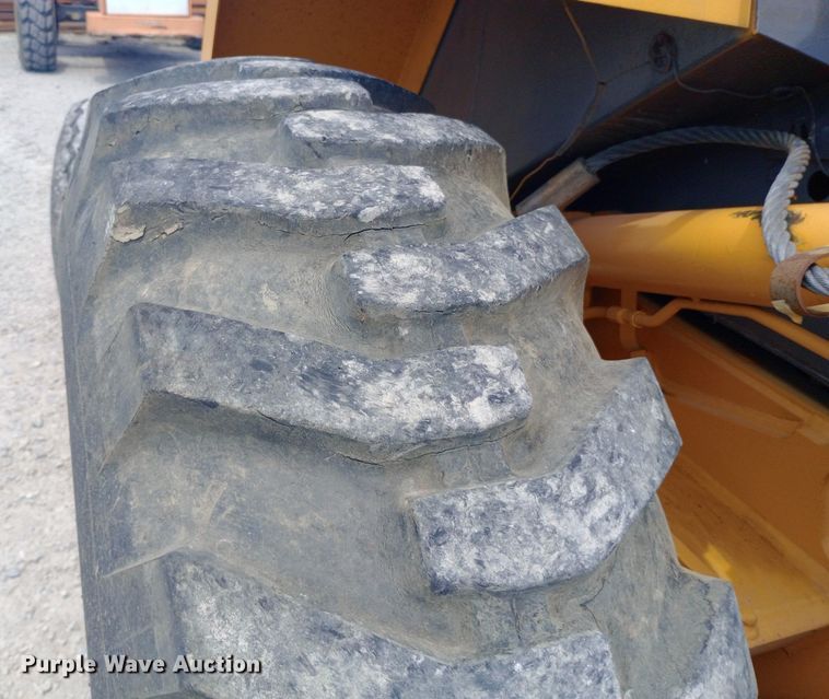 image for item NY9497 1998 JCB 930 forklift