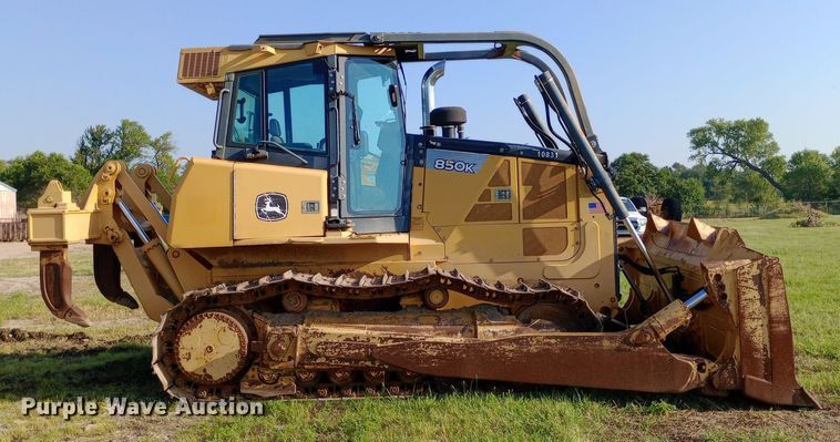 image for item NY9502 2013 John Deere 850K dozer