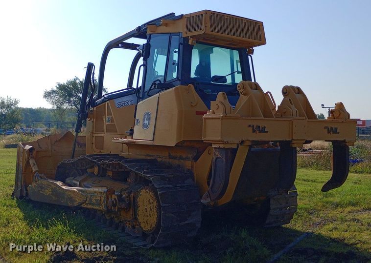 image for item NY9502 2013 John Deere 850K dozer