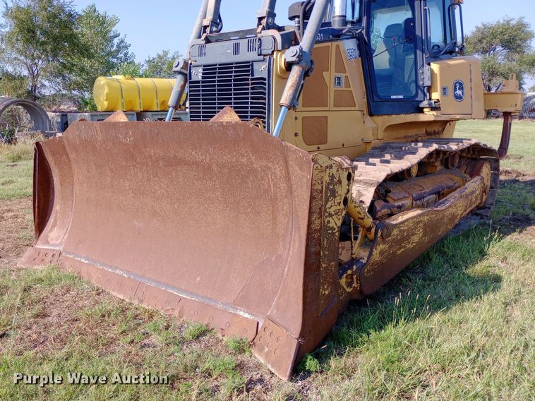 image for item NY9502 2013 John Deere 850K dozer
