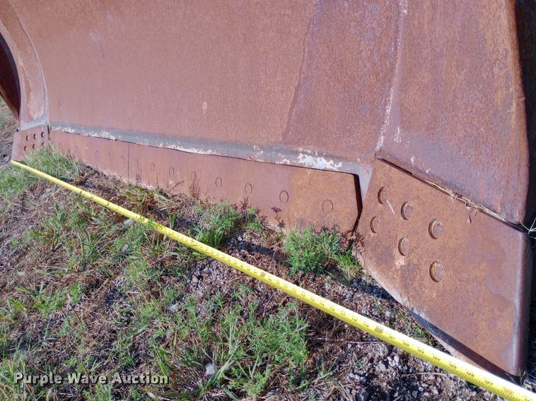 image for item NY9502 2013 John Deere 850K dozer