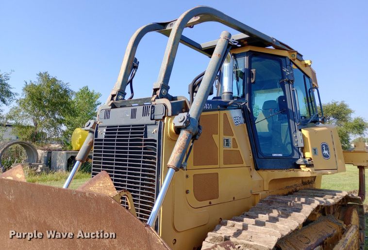 image for item NY9502 2013 John Deere 850K dozer