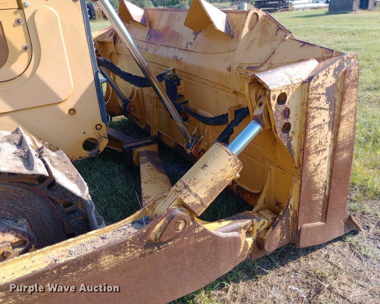 image for item NY9502 2013 John Deere 850K dozer