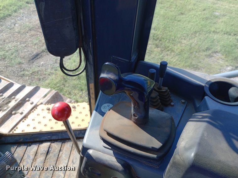 image for item NY9502 2013 John Deere 850K dozer