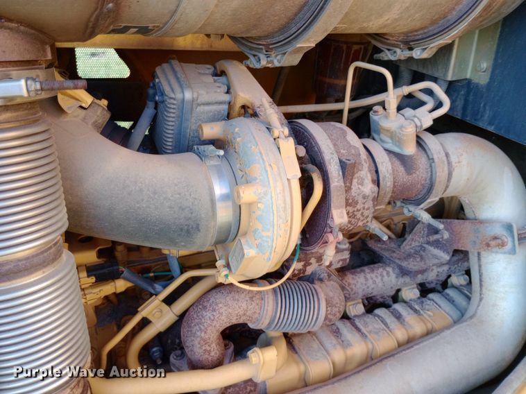 image for item NY9502 2013 John Deere 850K dozer