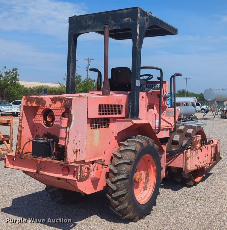 image for item NZ9662 1995 Hamm 2210SSD single drum vibratory roller