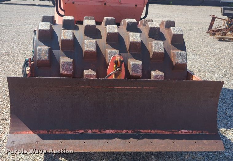 image for item NZ9662 1995 Hamm 2210SSD single drum vibratory roller