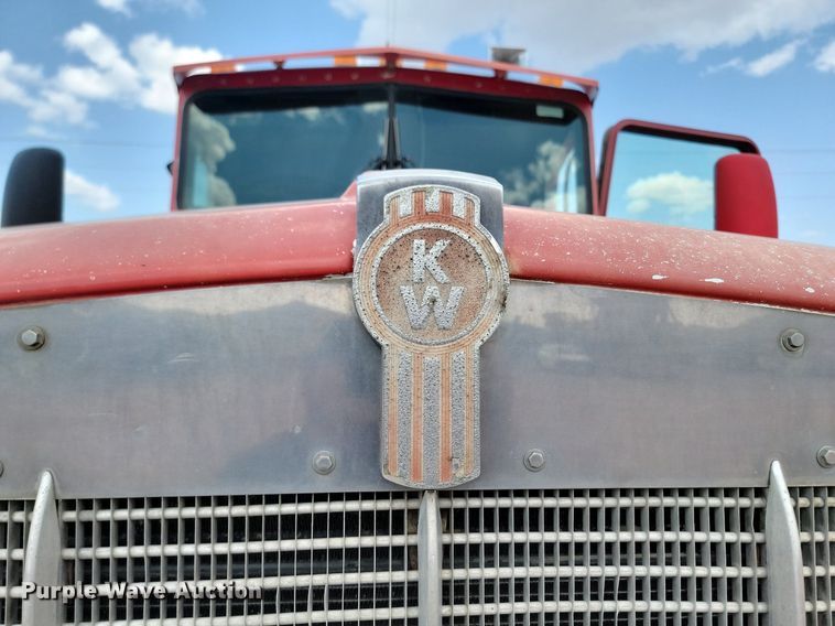 image for item OD9671 2000 Kenworth  W900B ready mix truck