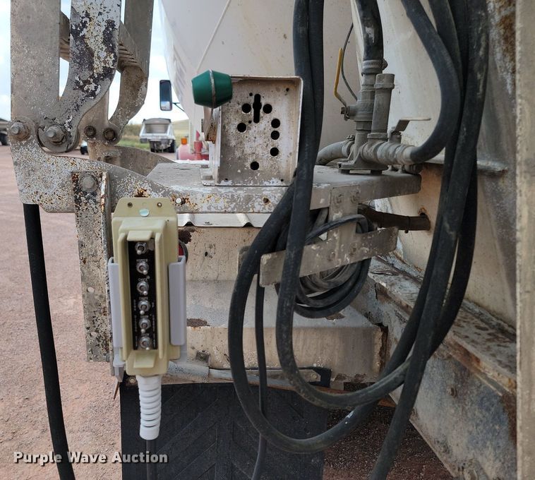 image for item OD9671 2000 Kenworth  W900B ready mix truck