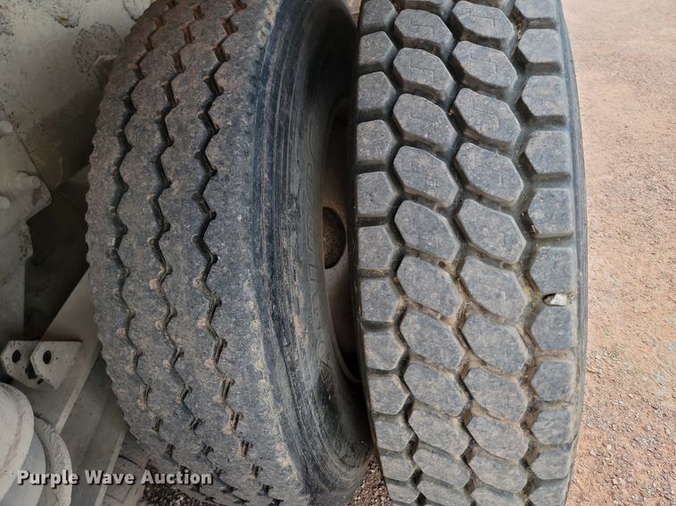 image for item OD9671 2000 Kenworth  W900B ready mix truck