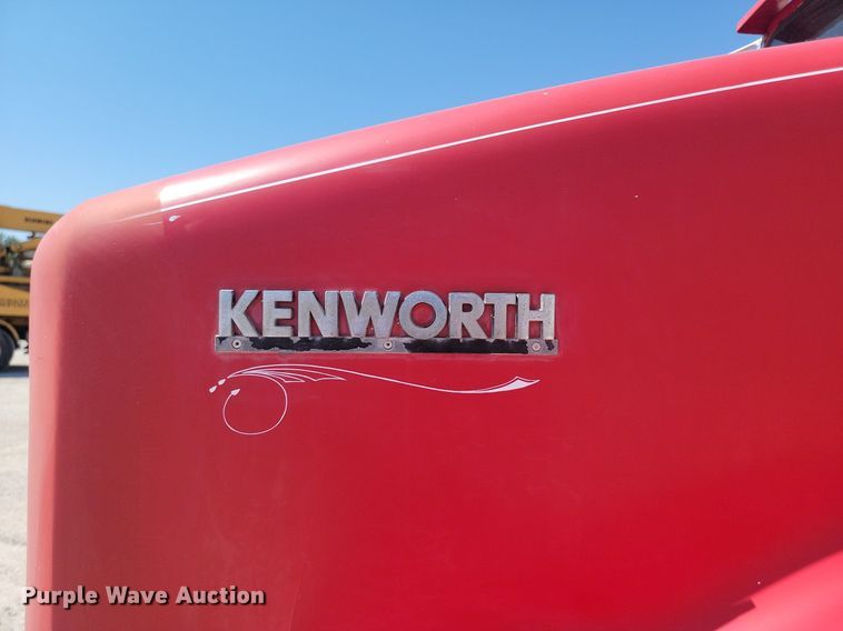 image for item OD9707 1996 Kenworth  dump truck