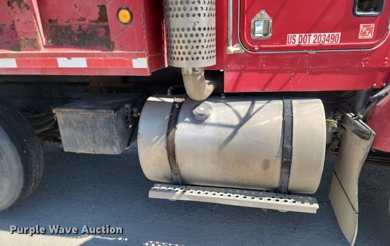 image for item OD9707 1996 Kenworth  dump truck